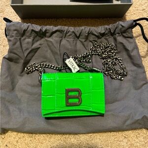 AUTHENTIC Balenciaga wallet purse 💚😍🔥